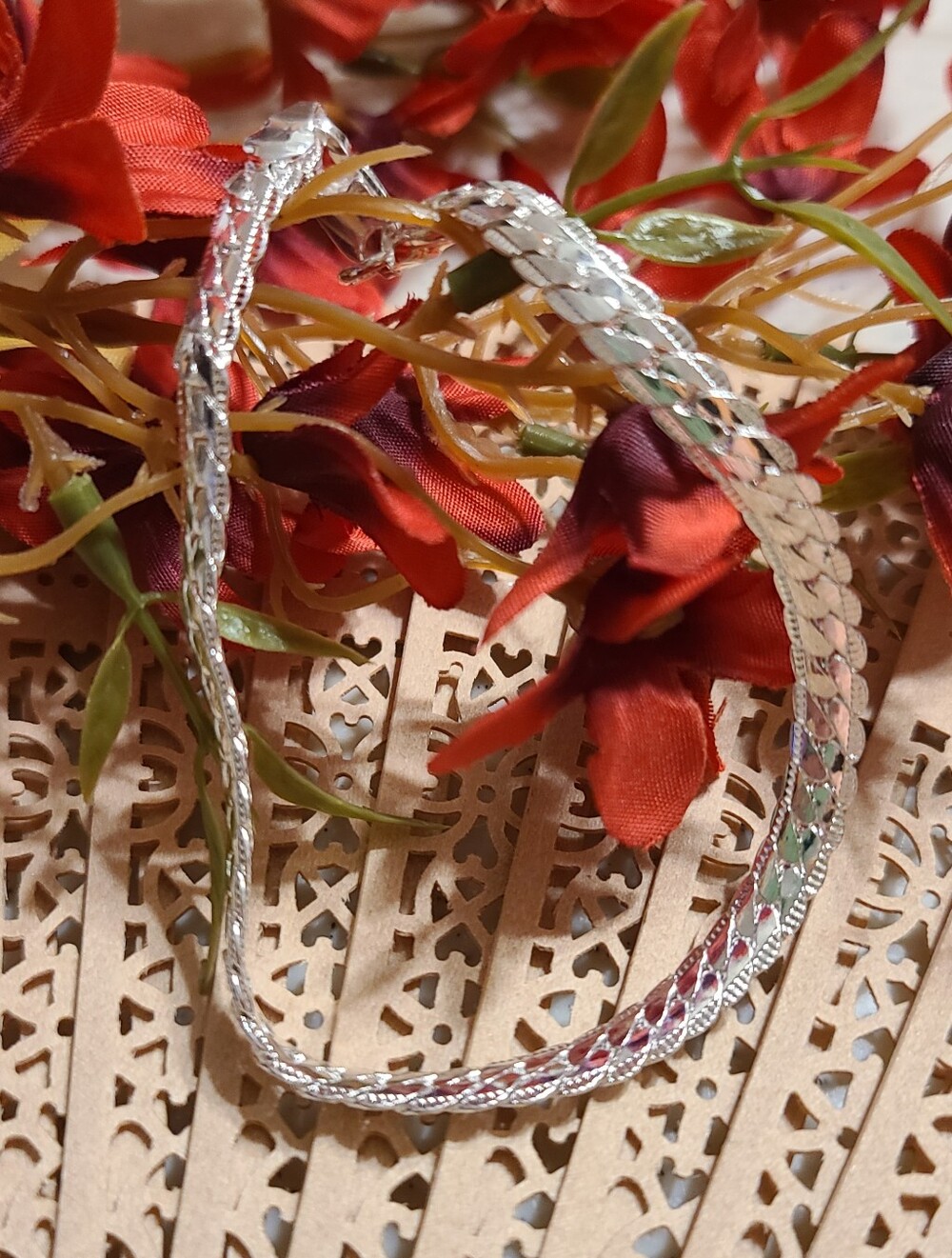 Silver-Tone 925 Stamped Women's Bracelet - Elegant Silver 8inch Bracelet